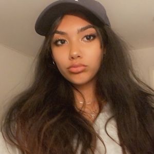 Meet your Posher, Helen